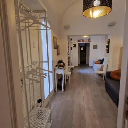Apartment Via Tanucci N.18 *